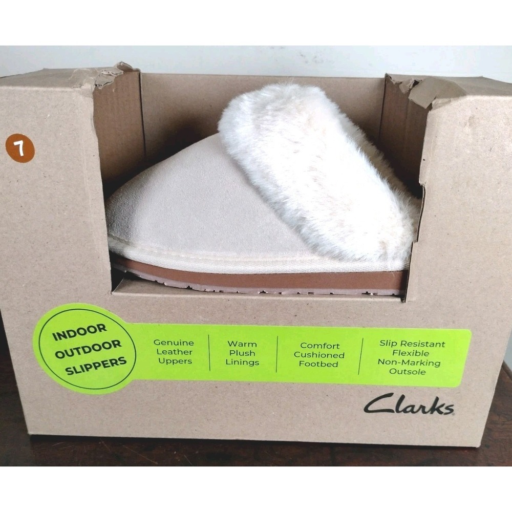 Clarks Suede Fur Collar Scuff Slippers Women Size 7 Natural New in Box